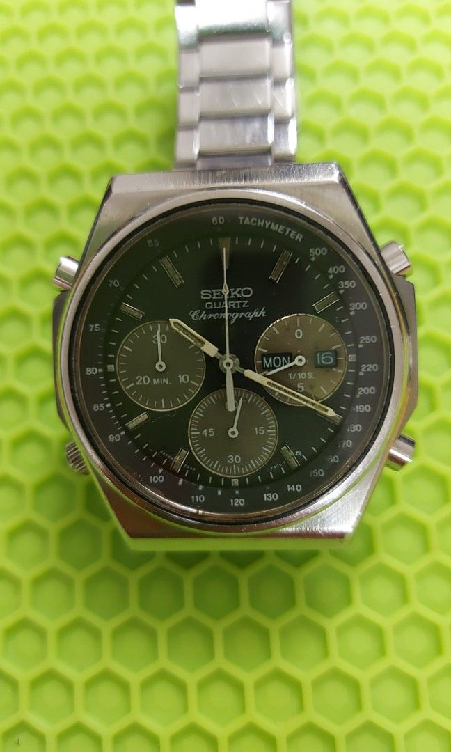 Seiko 7a38, Men's Fashion, Watches & Accessories, Watches on Carousell