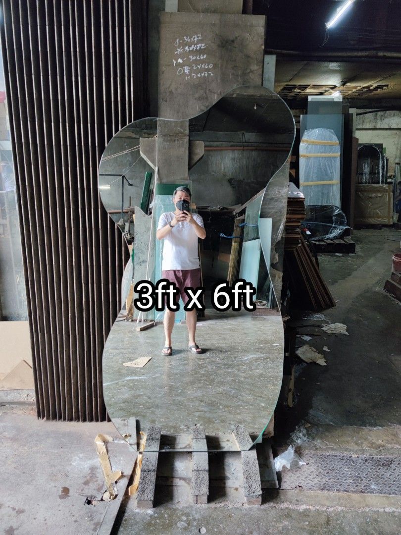 Sexy Mirror (Category: Mirrors) located in Malabon City. Submitted by mirrors.ph (Listing ID 1211720235, Image 1). Description: Sexy shape mirror using 6mm thick copper free mirror polished edges. Size: 3ft x 6ft P2880 Customize sizes and shapes are welcome..
