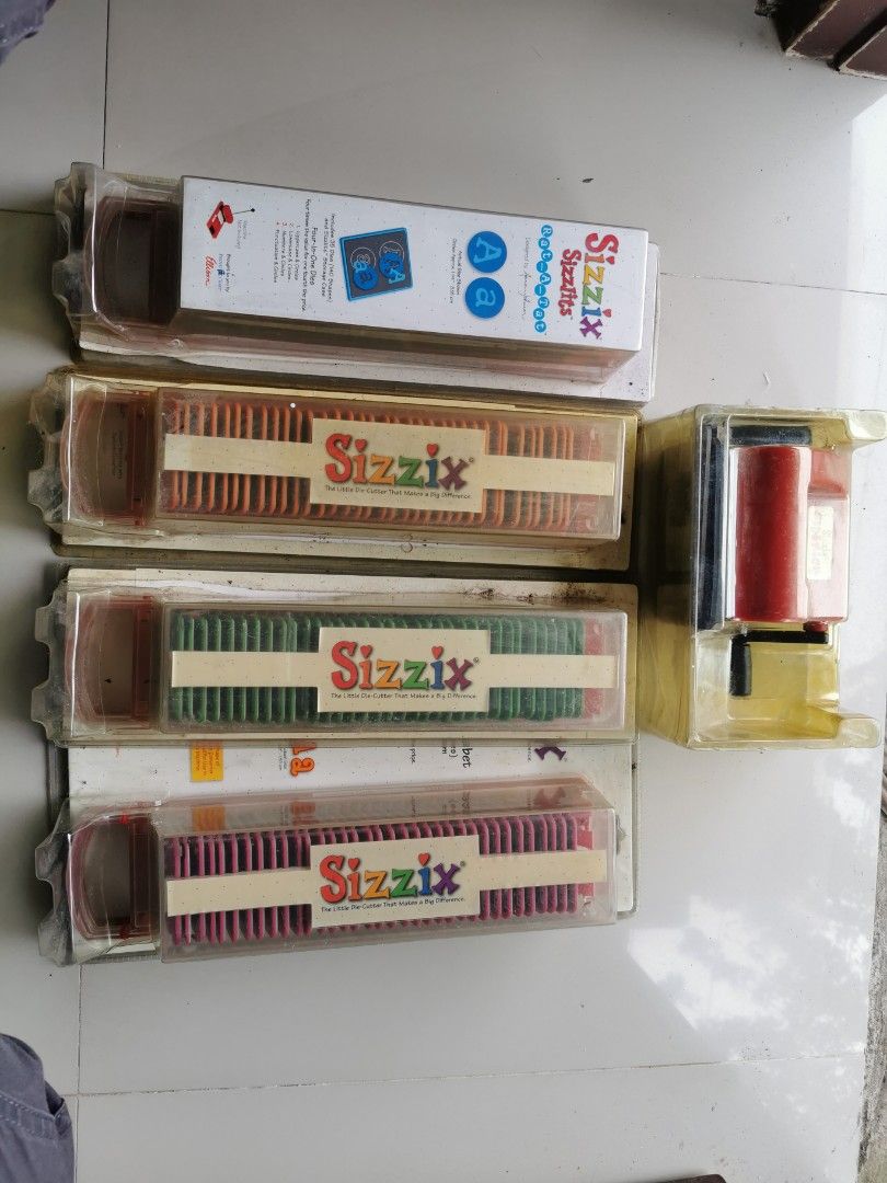 Sizzix Sidekick Die Cut machine, Hobbies & Toys, Stationary & Craft