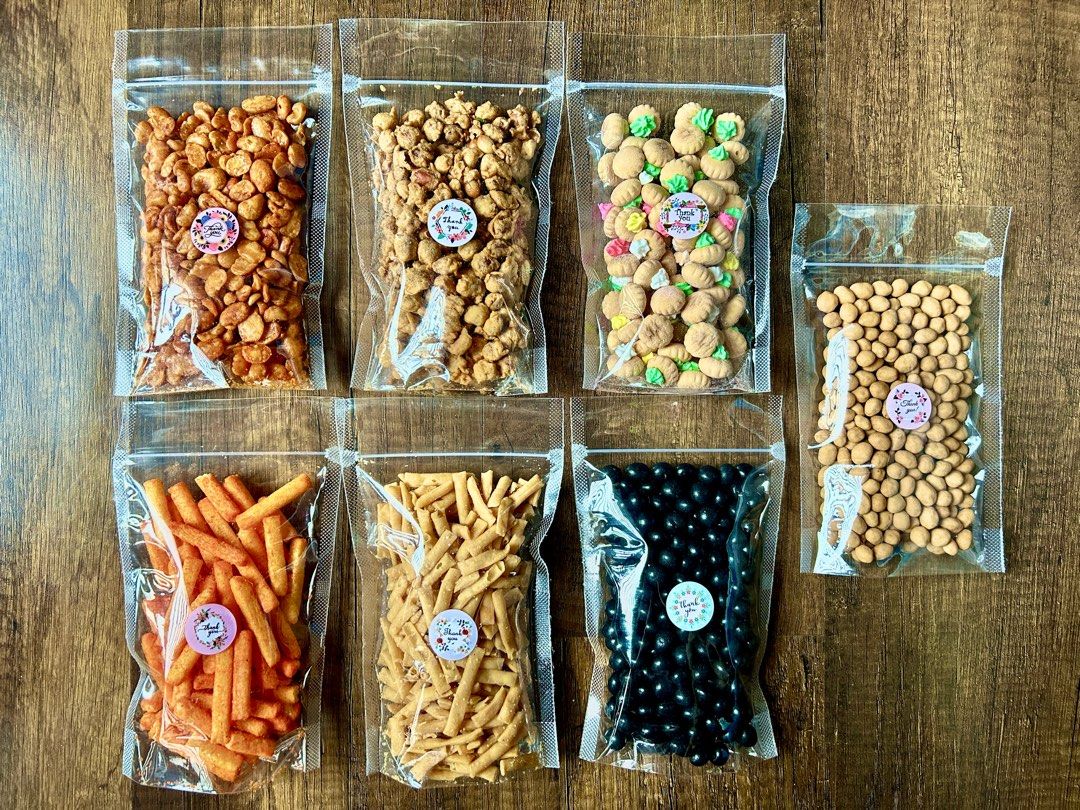 Snack makanan Ringan, Makanan & Minuman, Snek di Carousell