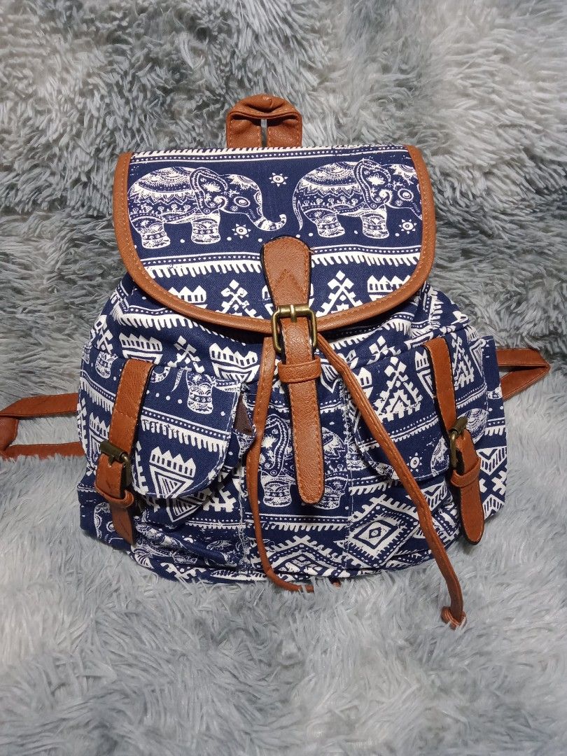 Casual on sale canvas backpack