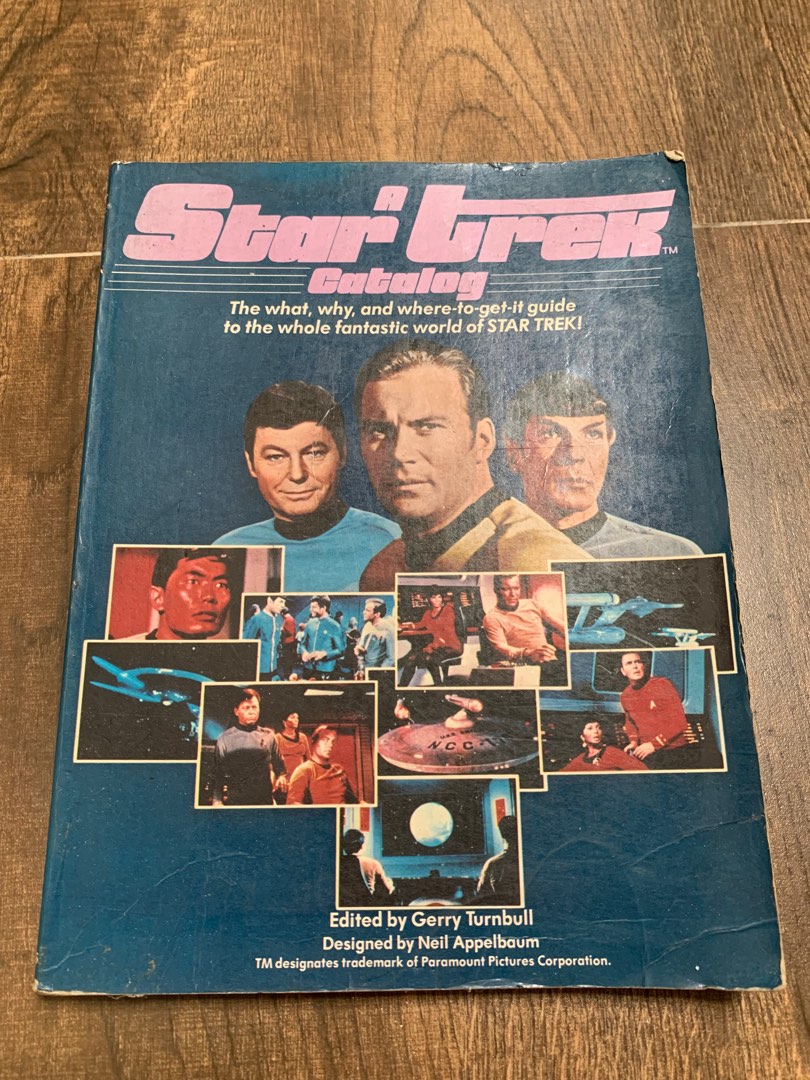 Star Trek Catalog 1979 vintage, Buku & Alat Tulis, Buku di Carousell