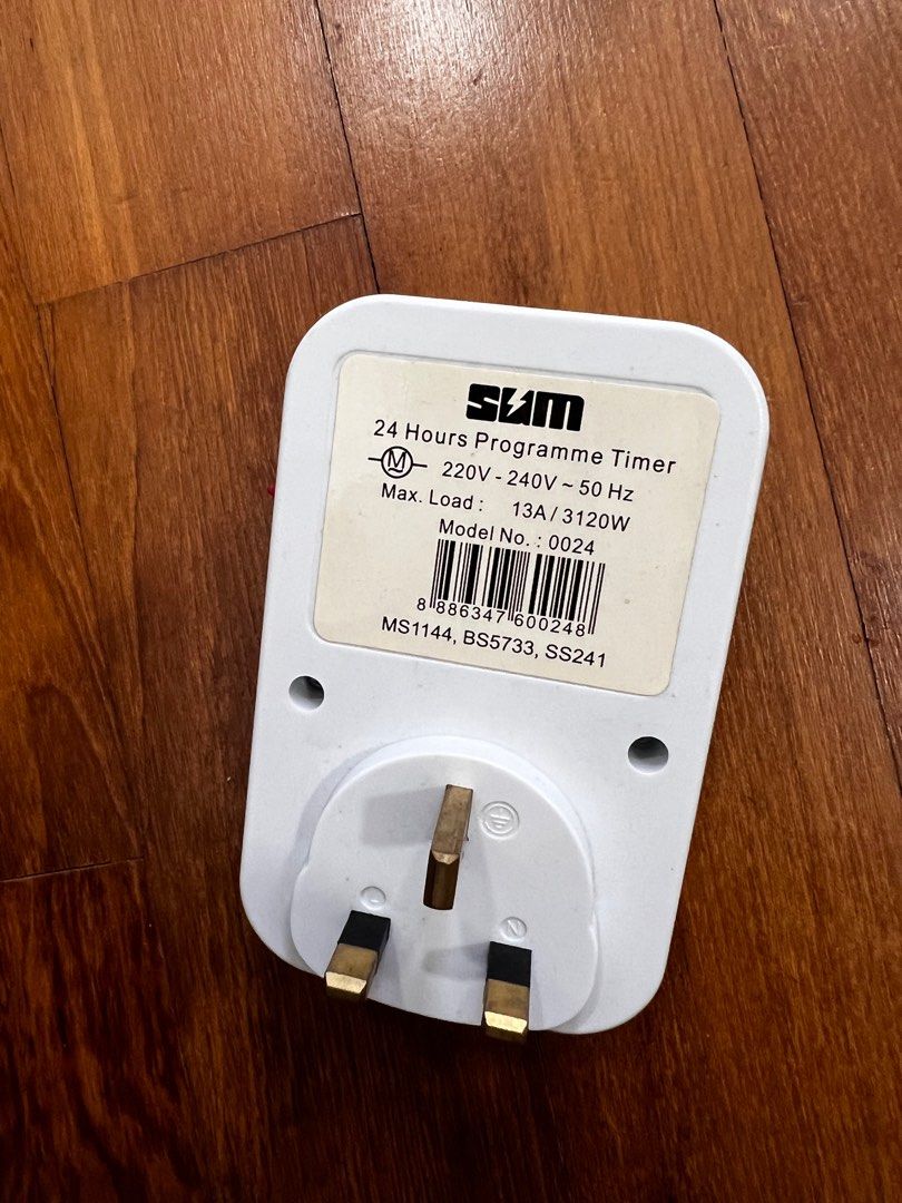 SUM 24 hours programmed timer (Category: Electrical, Adaptors & Sockets) located in Singapore. Submitted by roytan80 (Listing ID 1211719742, Image 2). Description: Socket timer 24 hours Seldom used .