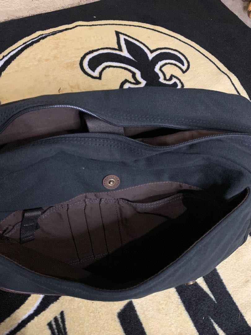 Timberland messenger bag, Men's Fashion, Bags, Sling Bags on Carousell