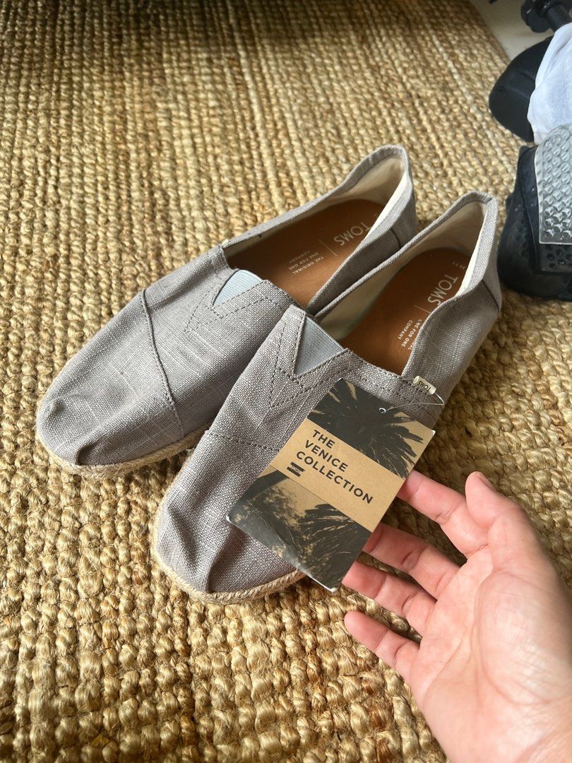 Toms hotsell classic grey