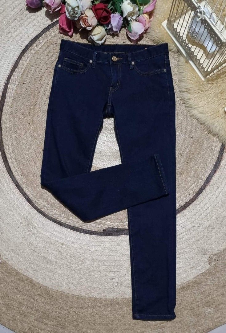 Tory Burch Super Skinny Jeans, Women's Fashion, Bottoms, Jeans on Carousell
