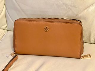 （分類：）位於 。 由 Tiff.tinkerbell 提交（商品編號 1211789771，圖片 1）。簡介： 。