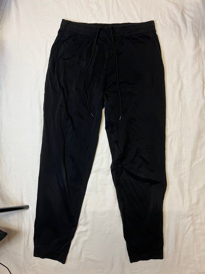 Uniqlo Airism Tracksuit Black, Men's Fashion, Bottoms, Joggers on Carousell