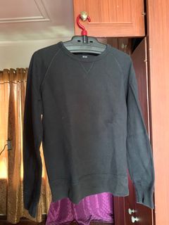 Uniqlo Sweater Black