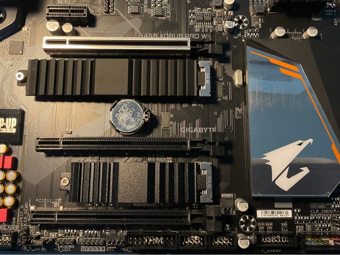 (Updates Bios) B450 Aorus Pro Wifi Ryzen Motherboard AM4, Computers