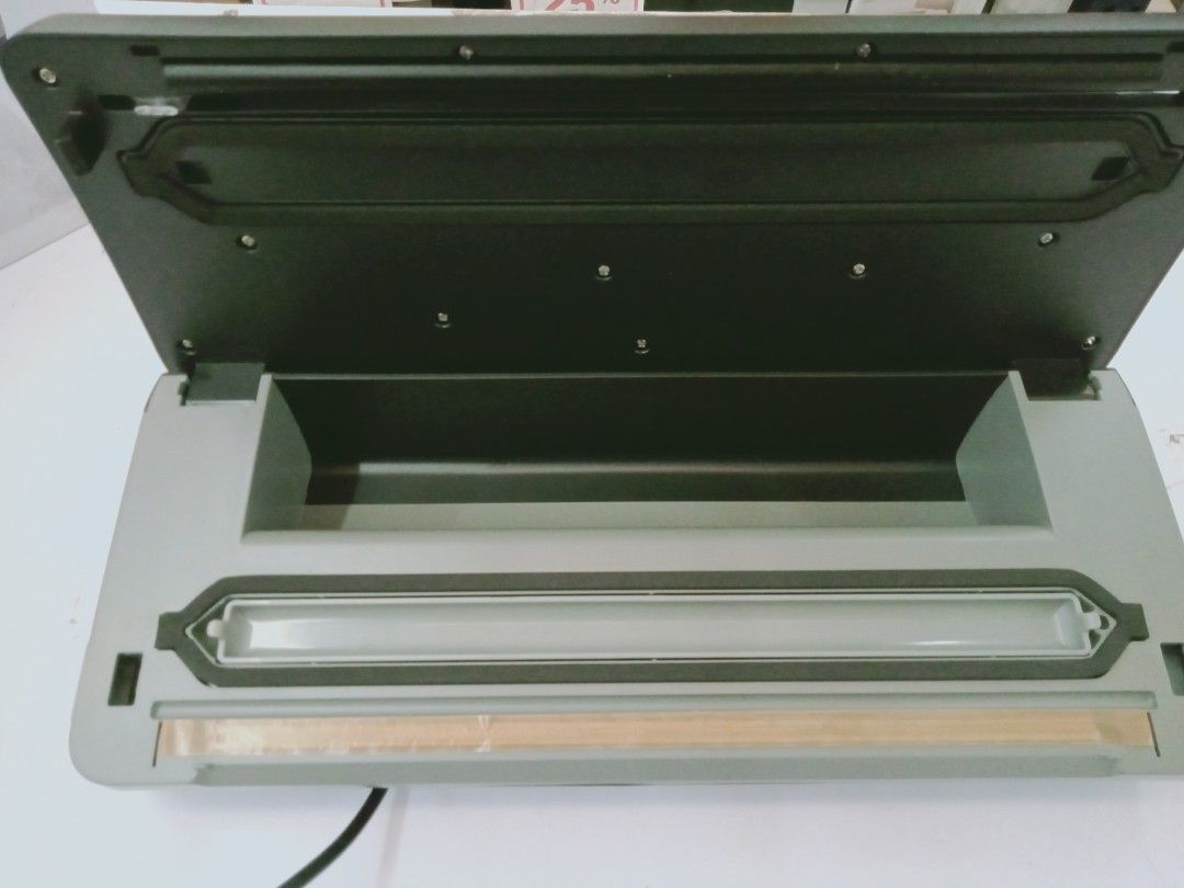 VACUUM FOOD SEALER. ANKO, TV & Home Appliances, Kitchen Appliances