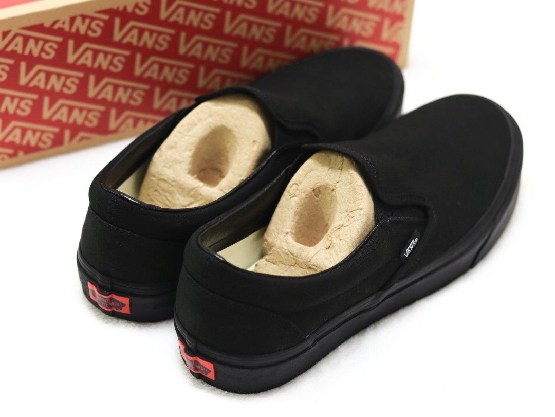 Vans slip on US 12 era old skool