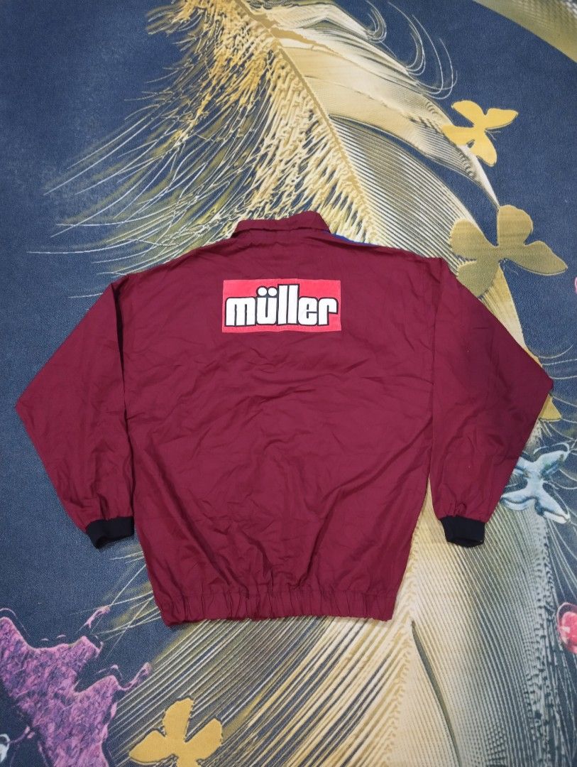 Vintage aston best sale villa sweatshirt