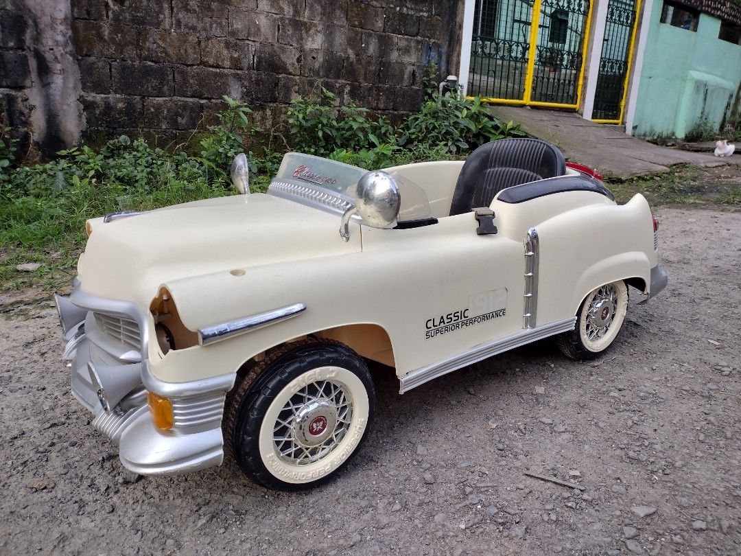 Vintage Ride On Car for Kids Classic Cadillac Car Toy Retro MADE
