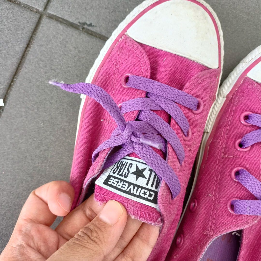 Converse size on sale 2 youth