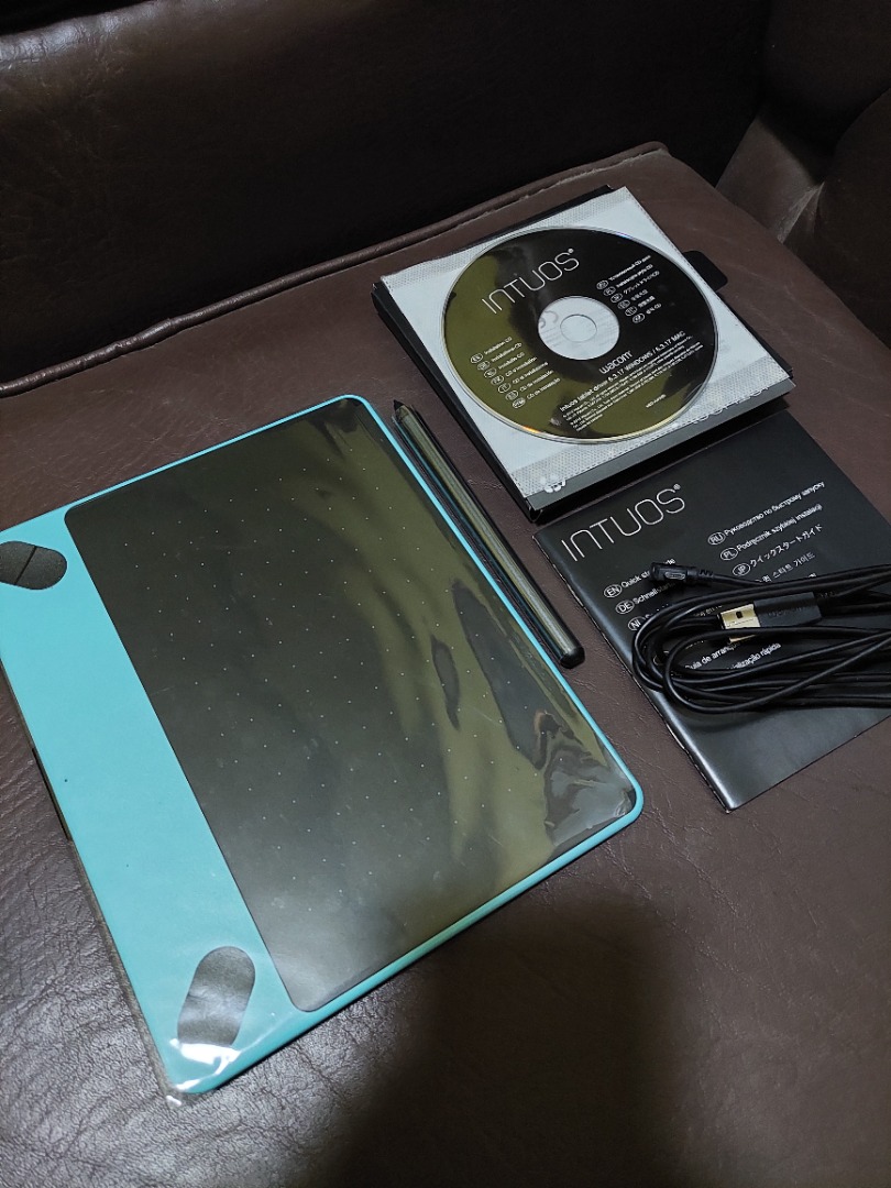 Intuos Art [Old Model Pen & Touch] Mint Blue CTH490ABN, Computers & Tech, Parts