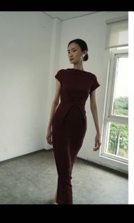 Your Pafon Luna Dress in Maroon