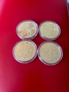 Fun claw cny coin set horse and snake, Everything Else on Carousell