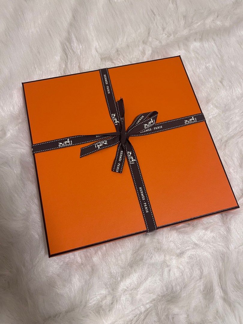 100% New] Hermes 愛馬仕全新2023春夏絲巾Faubourg Tropical Detail