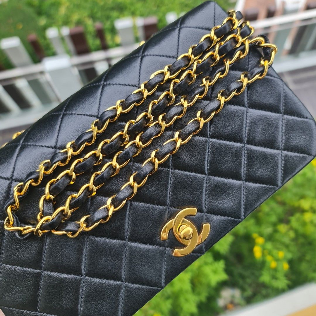 🖤 VINTAGE CHANEL SMALL CLASSIC QUILTED FULL FLAP BAG 23CM CF 24K GHW GOLD  HARDWARE 23 CM LAMBSKIN BLACK, Luxury, Bags & Wallets on Carousell