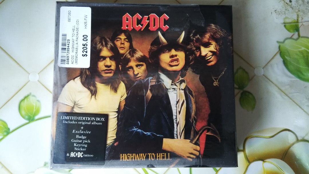 AC/DC Highway to Hell Limited Edition Box, 興趣及遊戲, 音樂、樂器 