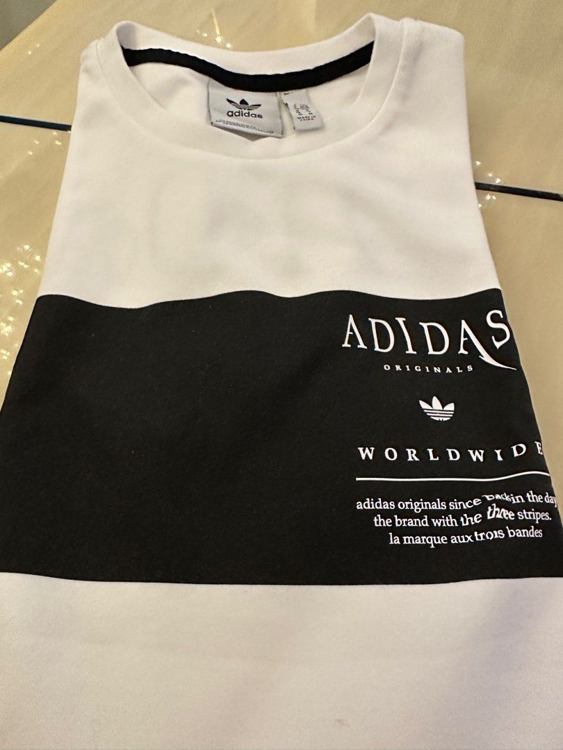 fotografía célula parálisis Adidas Planetoid sweatshirt, Men's Fashion, Tops & Sets, Tshirts & Polo  Shirts on Carousell