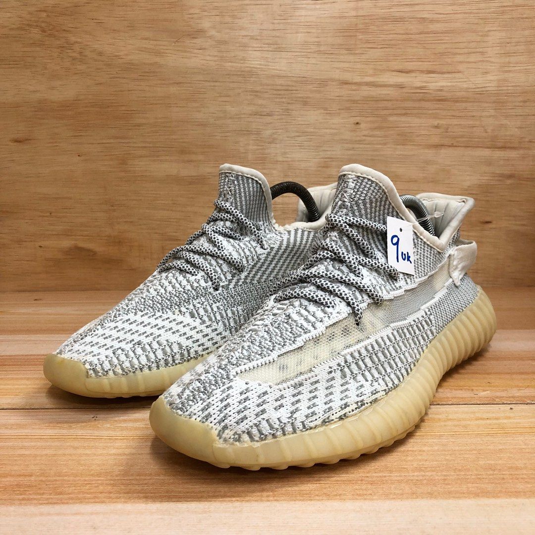 Harga adidas on sale yeezy vietnam