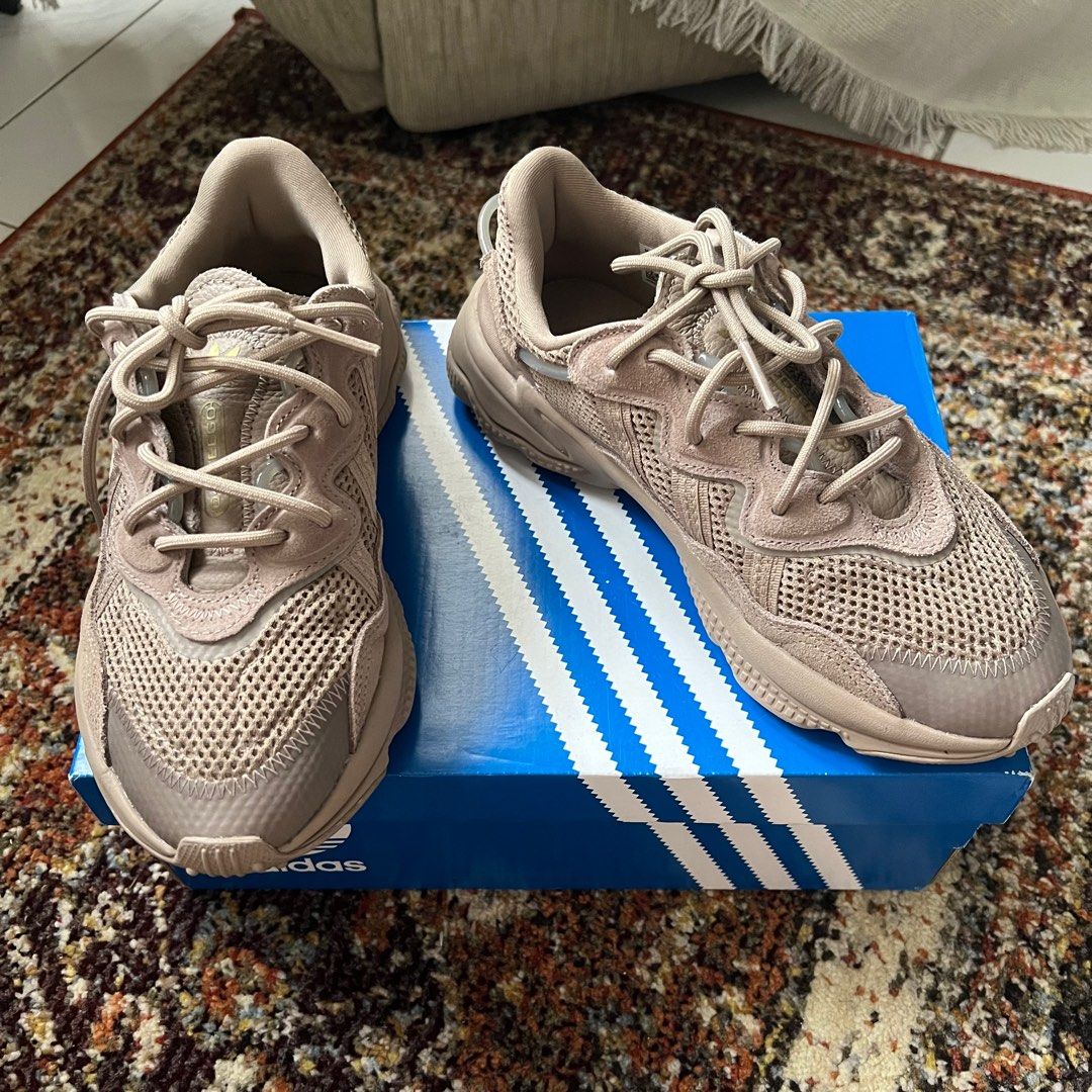 Adidas ozweego deals w