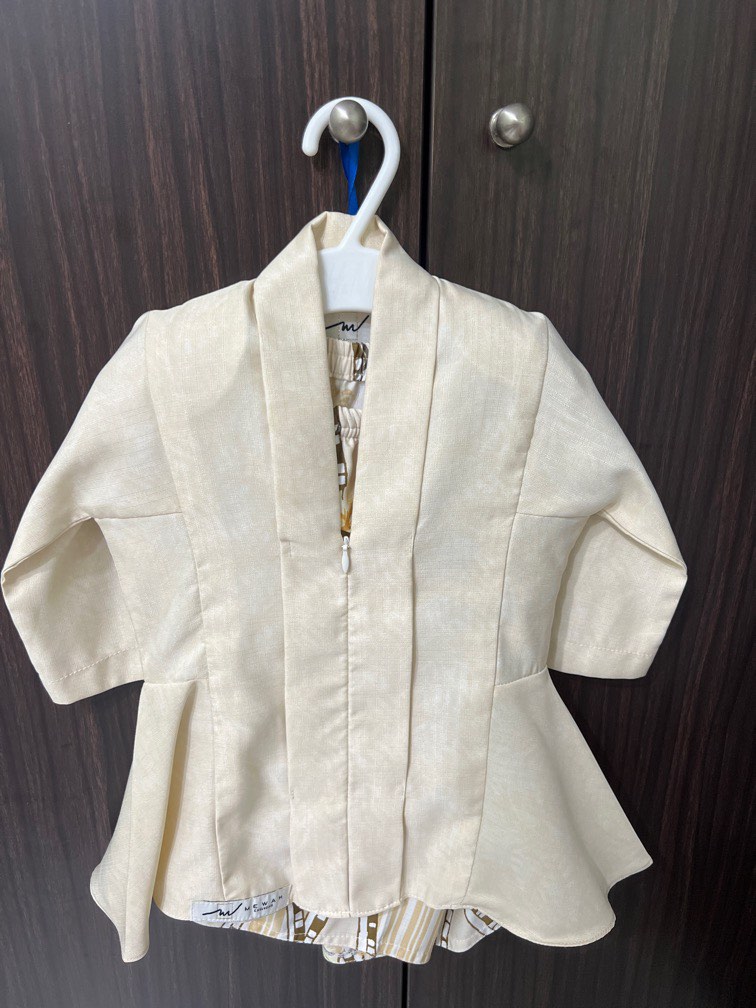 Kebaya Embun (Baby)
