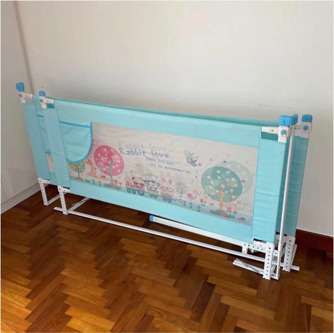 Bed guards x 2, Babies & Kids, Baby Nursery & Kids Furniture, Safety