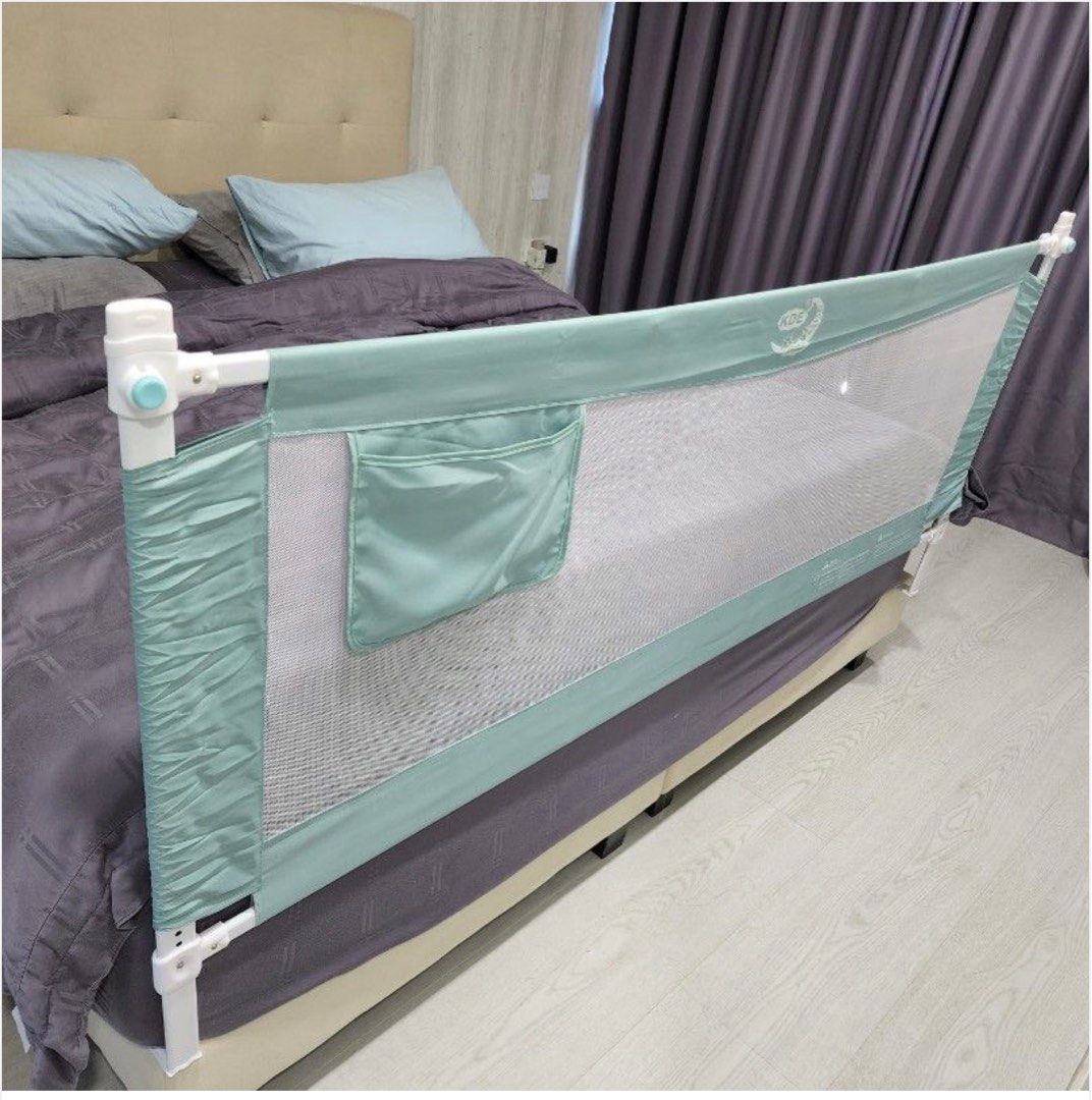 Bed guards x 2, Babies & Kids, Baby Nursery & Kids Furniture, Safety