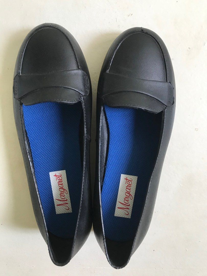 Black shoes na hindi leather (like easysoft), Women's Fashion, Footwear