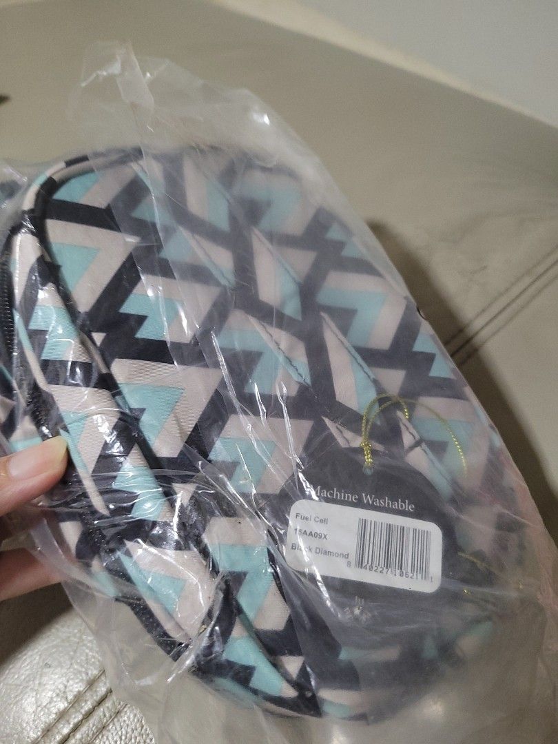 [Brand New Jujube!] Fuel Cell, Women's Fashion, Bags & Wallets, Purses