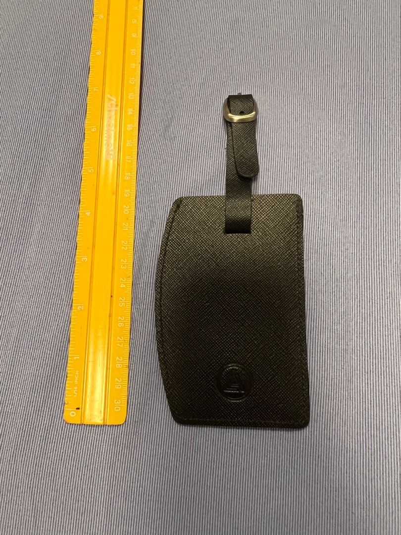 Brand New Leather Bag Tag (Category: Purses & Pouches) located in Makati City. Submitted by healthyoptions (Listing ID 1211943012, Image 1). Description: Brand New Local Leather Price is negotiable.