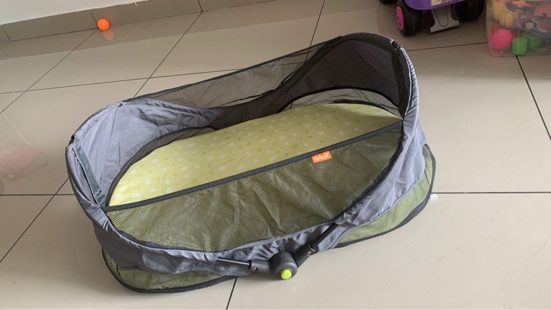 Fold and go bassinet clearance