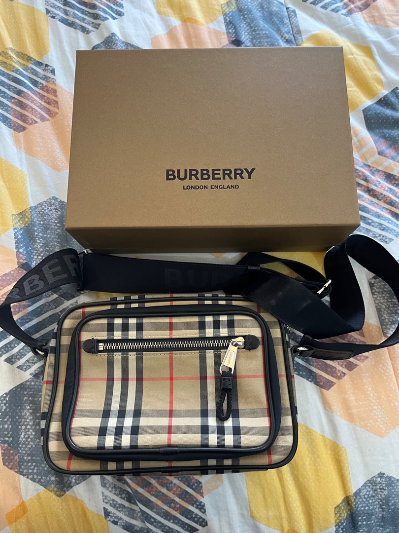 BURBERRY SLING BAG BOUGHT AT SINGAPORE MARCH 2022, Luxury, Bags