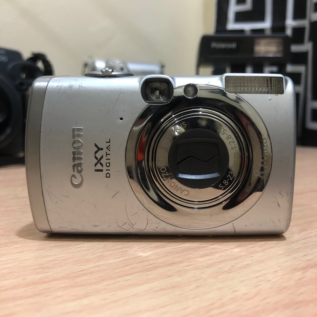 圧倒的高評価 IXY Canon 〓コンデジ〓CANON カメラ DIGITAL IXY 810