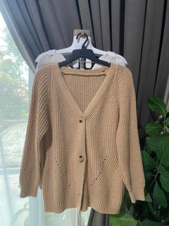 (Category: ) located in . Submitted by amirah.collection (Listing ID 1211961803, Image 1). Description: .