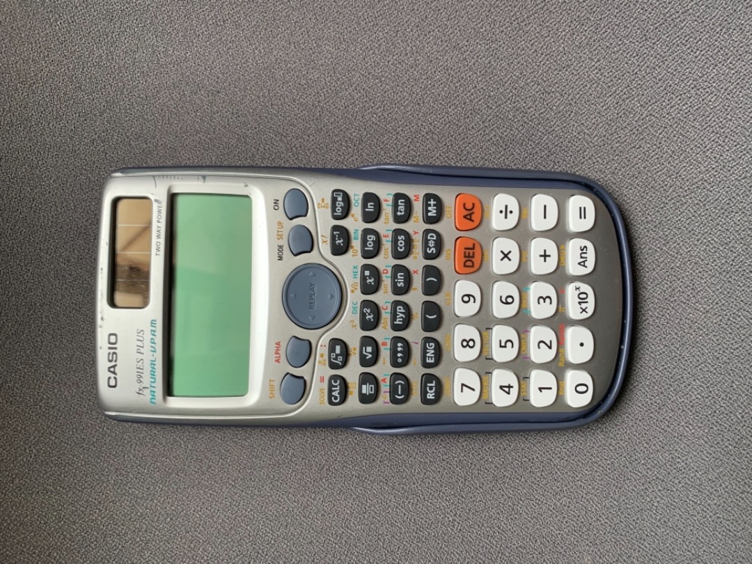 Casio Calculator 991es plus with integration and differentiation
