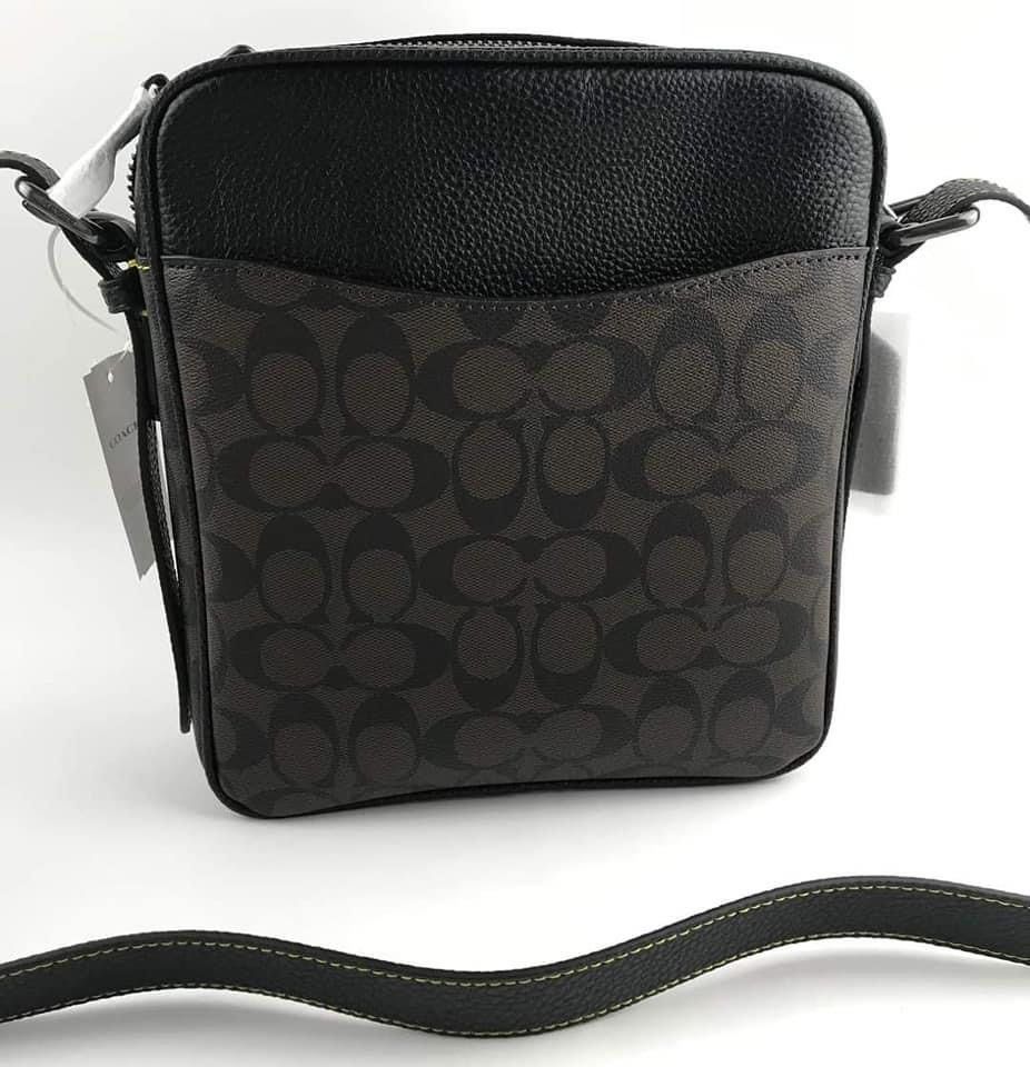 CCH HUDSON CROSSBODY (Category: Luxury Bags & Wallets) located in Batangas. Submitted by Aki.s_Cart (Listing ID 1212023348, Image 2). Description: CCH Hudson Cbody 21*25*7cm P2,200 + sf Actual photo.