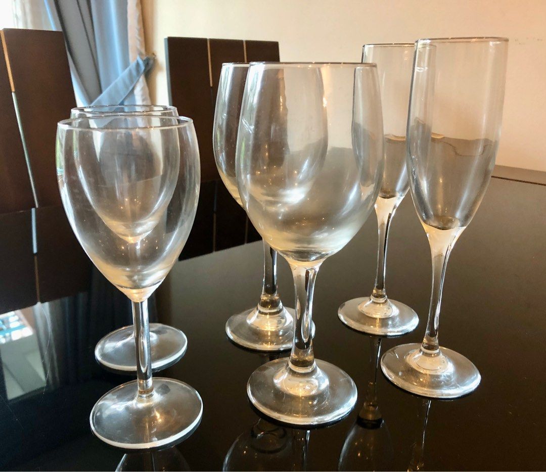 Champagne glasses and wine glasses, TV & Home Appliances, Kitchen