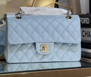 Chanel classic small 22P blue