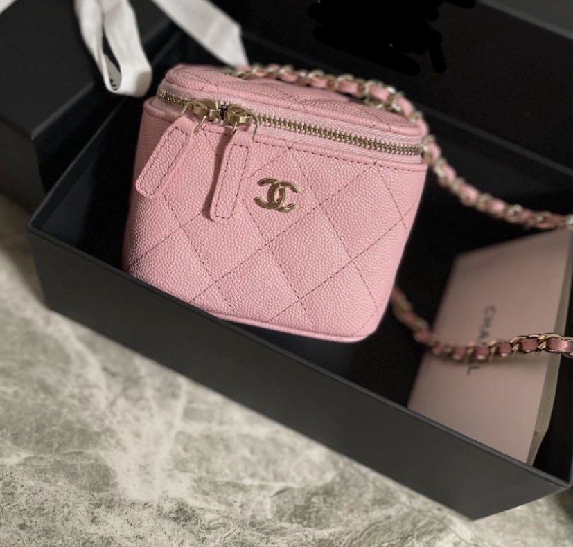 Chanel vanity pink 22c, Luxury, Bags & Wallets on Carousell