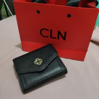 CLN WALLET (PERRIE), Luxury, Bags & Wallets on Carousell