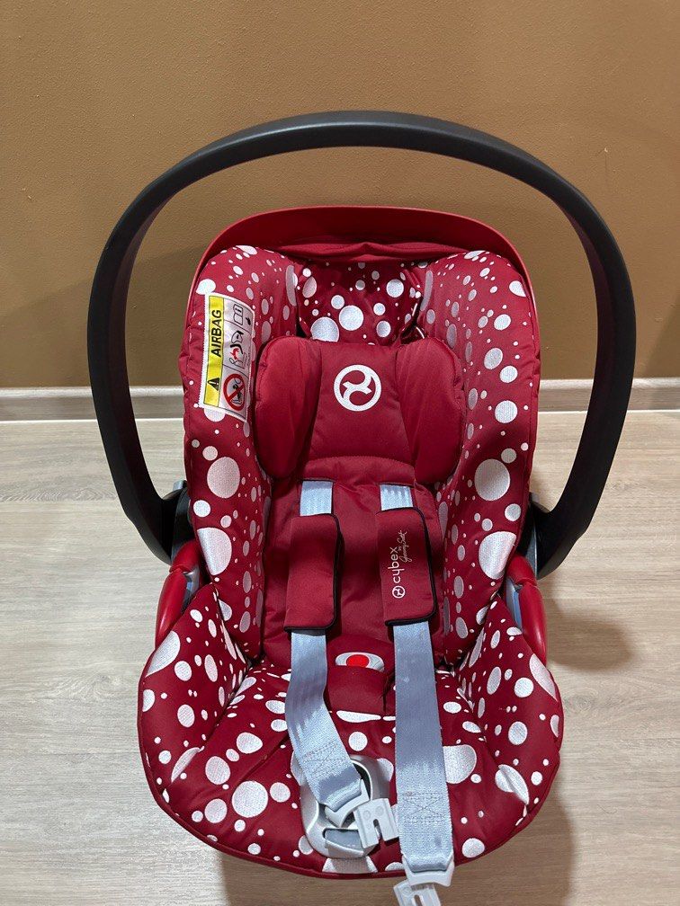 Cybex x Jeremy Scott Carseat