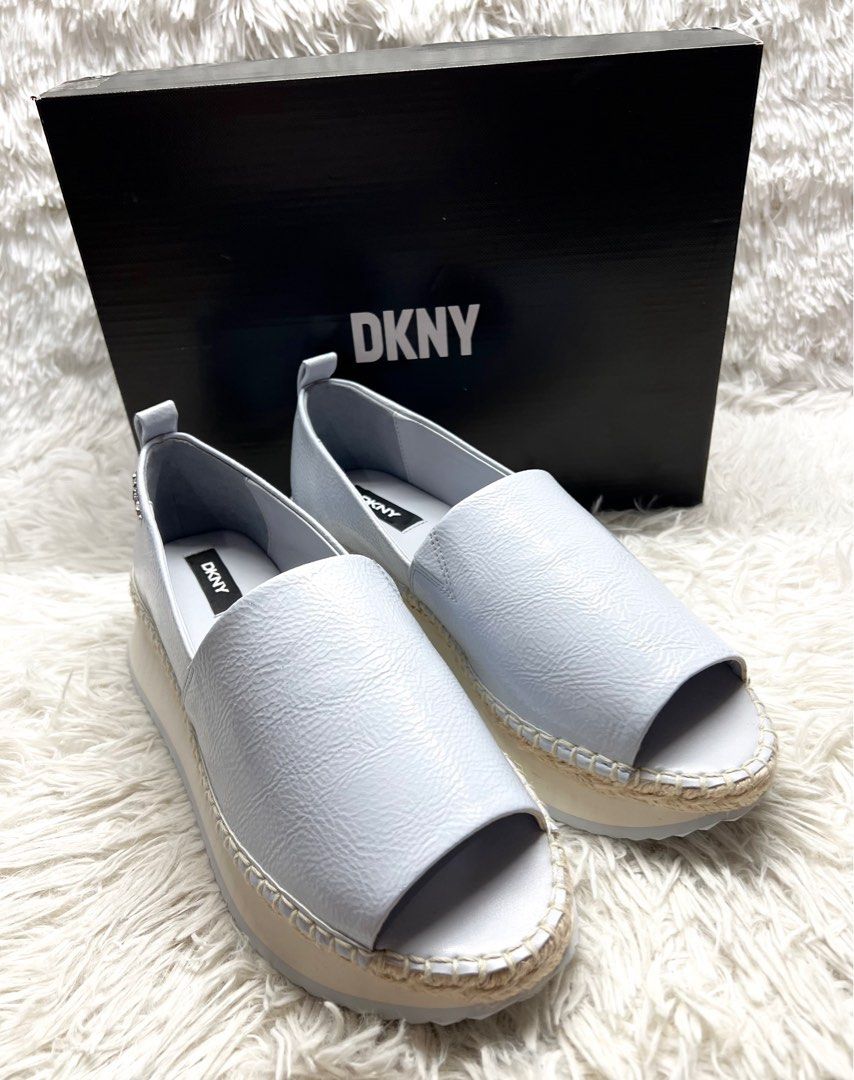 dkny women's orza platform