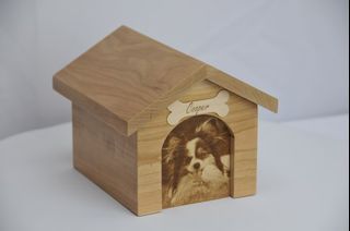 Dog house Urn & Memorial
