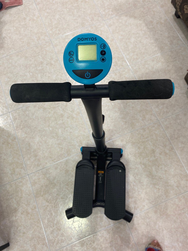 Domyos stepper, Sports Equipment, Exercise & Fitness, Cardio & Fitness ...