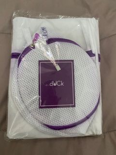 Duck Laundry Mesh Bag in White/Purple