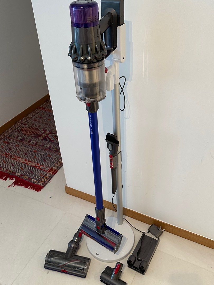 Dyson V11 Absolute Cordless Vacuum Cleaner, TV & Home Appliances